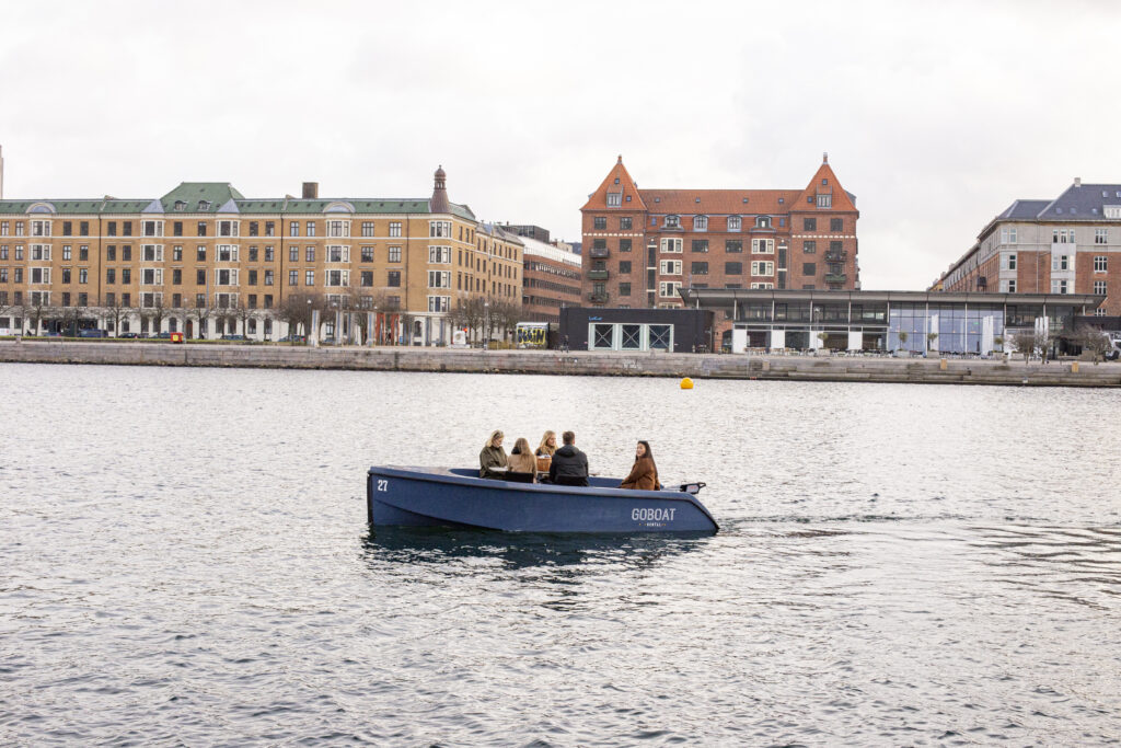 5 good reasons to go sailing during winter - GoBoat Denmark