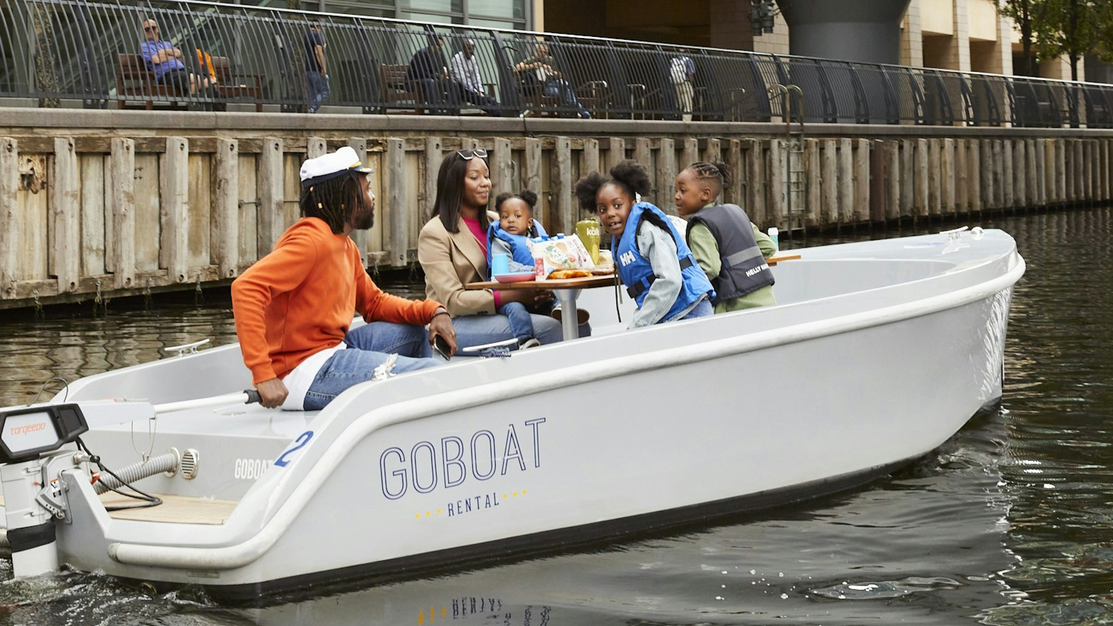 GoBoat friends in GoBoat at bridge