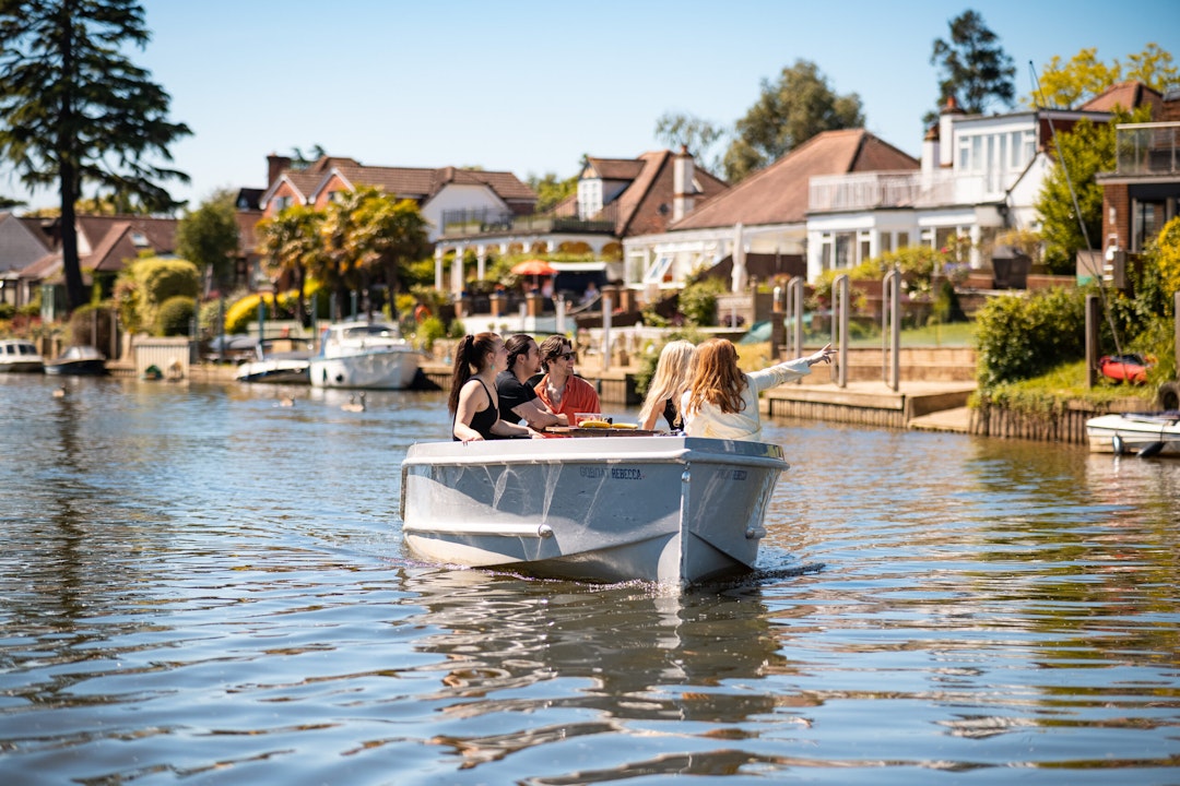 Boat Rental In Thames Ditton GoBoat UK