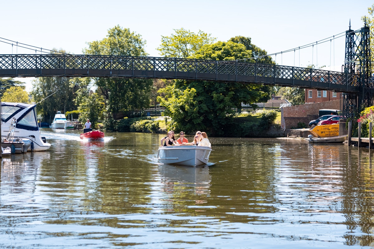 Boat Rental In Thames Ditton GoBoat UK